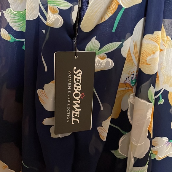 Open Back High-Low Dress - Picture 3 of 5